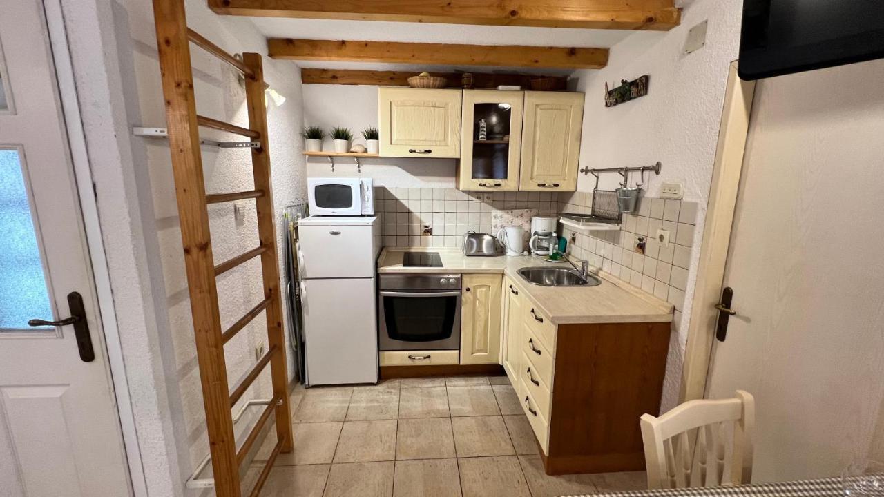 Studio Apartment Karlo Split Buitenkant foto