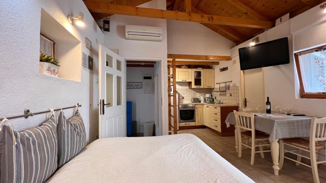 Studio Apartment Karlo Split Buitenkant foto