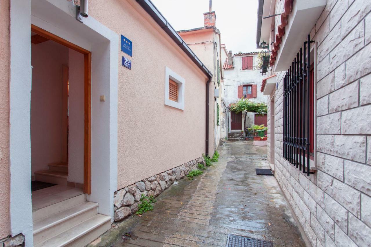 Studio Apartment Karlo Split Buitenkant foto